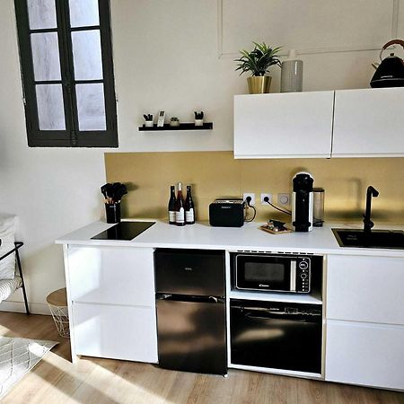 La Maison Grivolas Appartements Et Maison D'Hotes アヴィニョン エクステリア 写真
