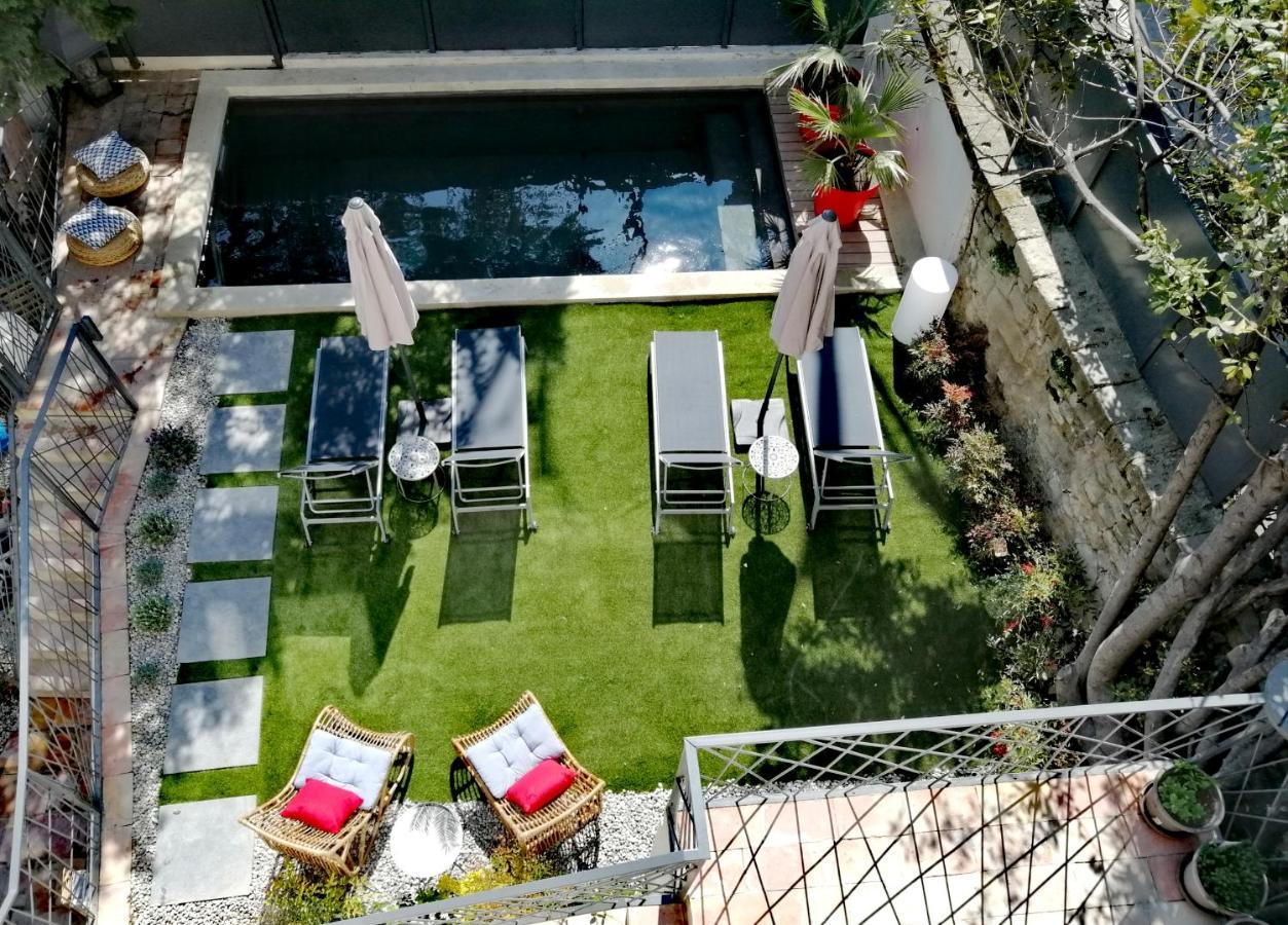 La Maison Grivolas Appartements Et Maison D'Hotes アヴィニョン エクステリア 写真
