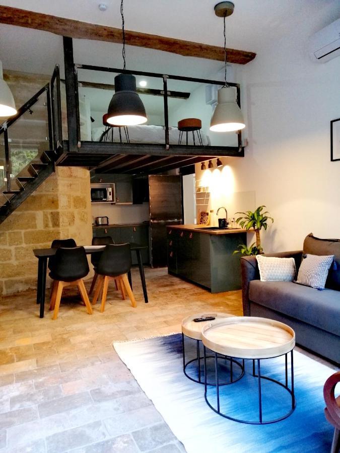 La Maison Grivolas Appartements Et Maison D'Hotes アヴィニョン エクステリア 写真