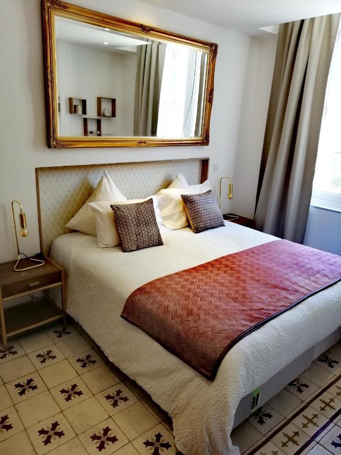 La Maison Grivolas Appartements Et Maison D'Hotes アヴィニョン エクステリア 写真
