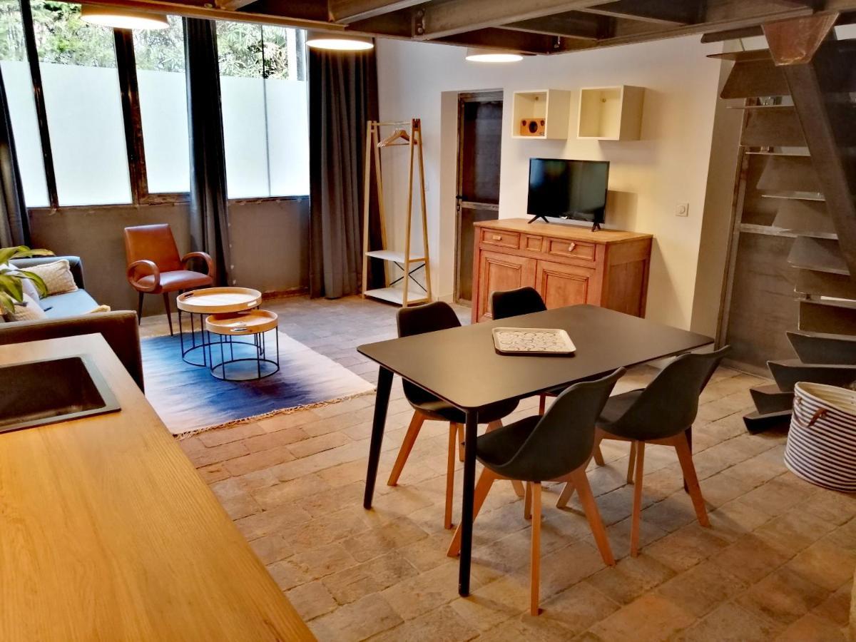 La Maison Grivolas Appartements Et Maison D'Hotes アヴィニョン エクステリア 写真