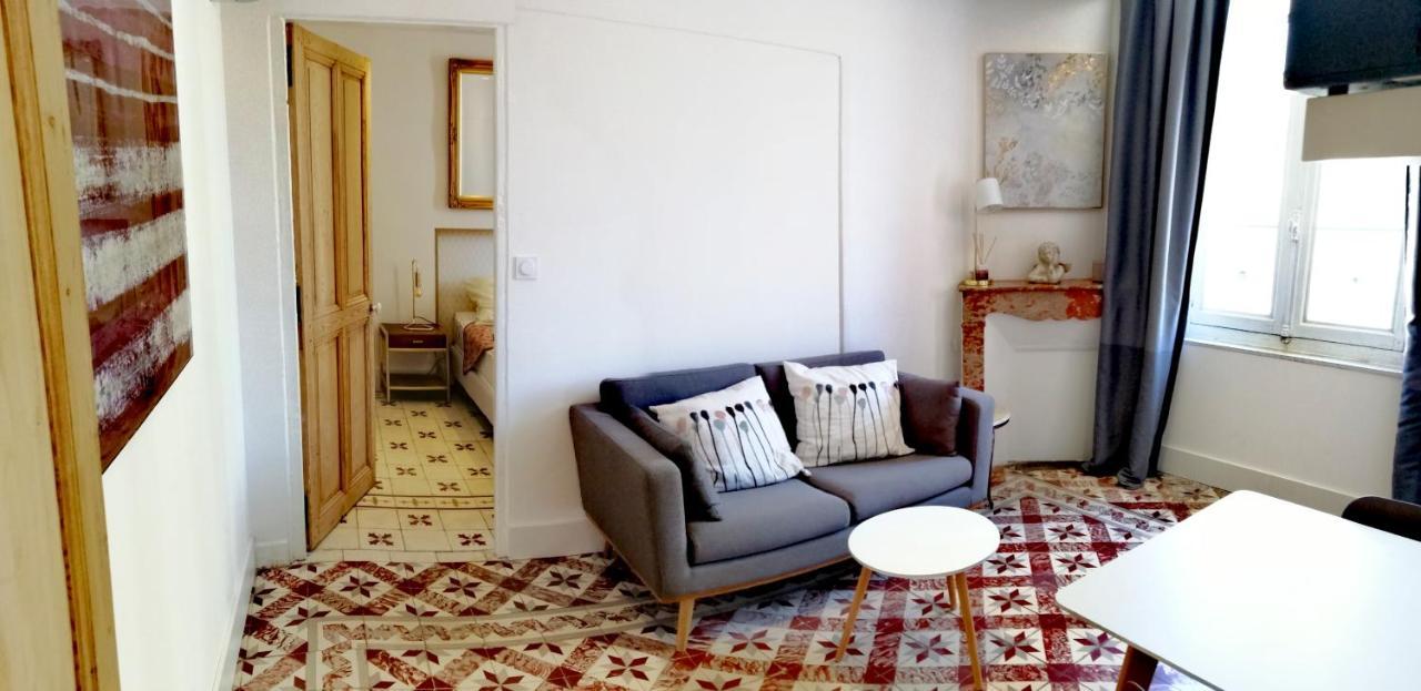 La Maison Grivolas Appartements Et Maison D'Hotes アヴィニョン エクステリア 写真