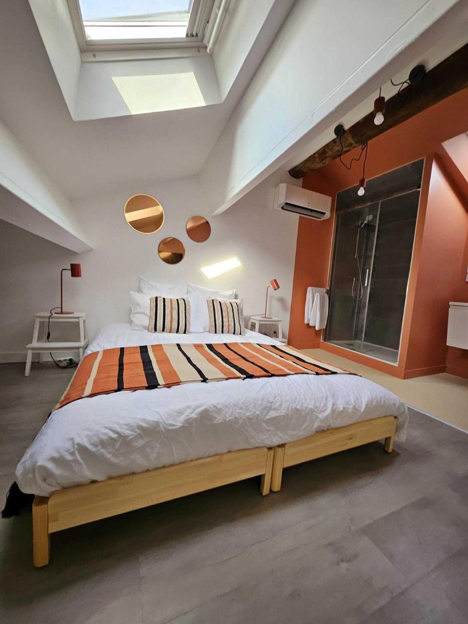 La Maison Grivolas Appartements Et Maison D'Hotes アヴィニョン 部屋 写真