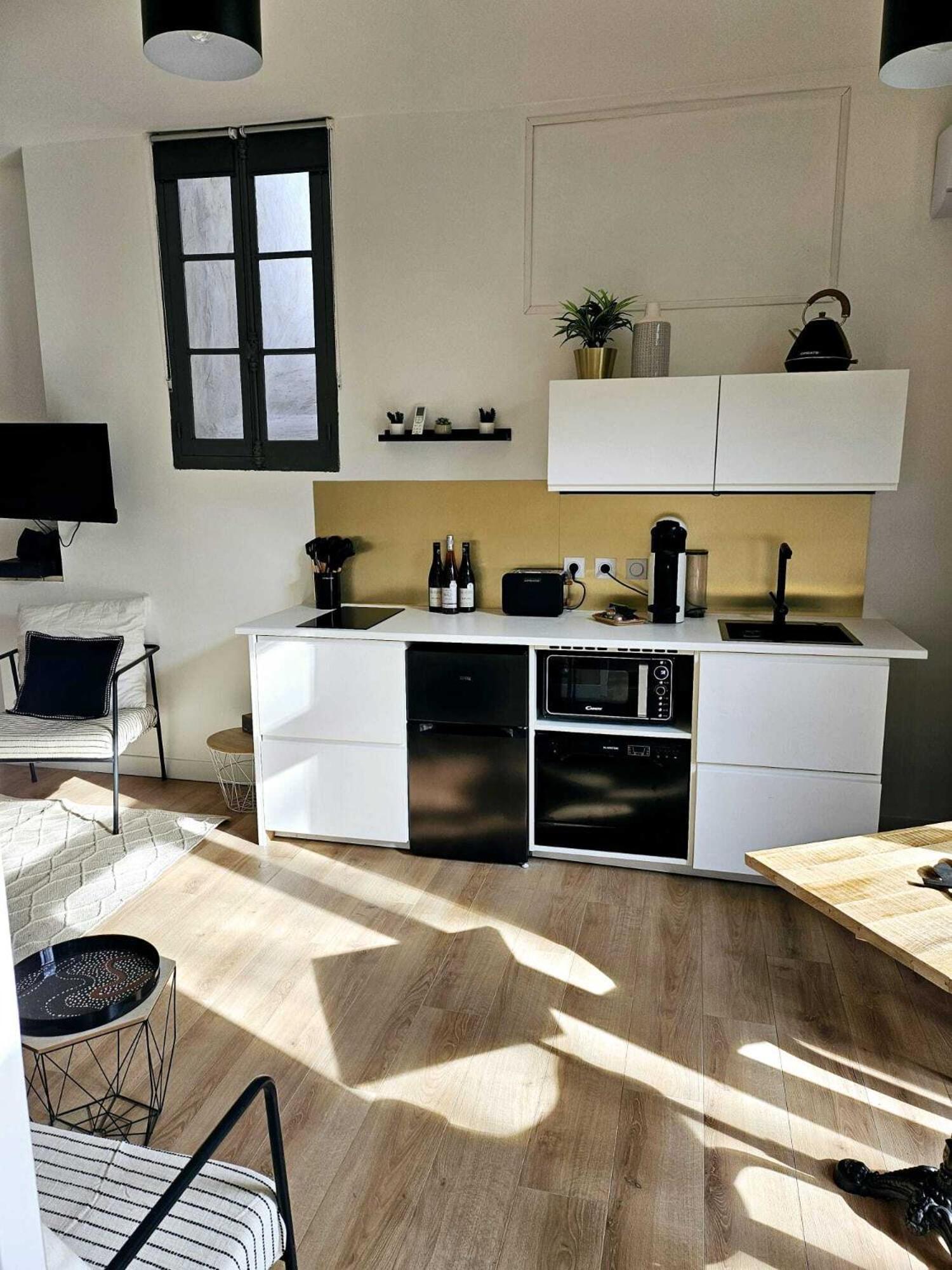 La Maison Grivolas Appartements Et Maison D'Hotes アヴィニョン 部屋 写真